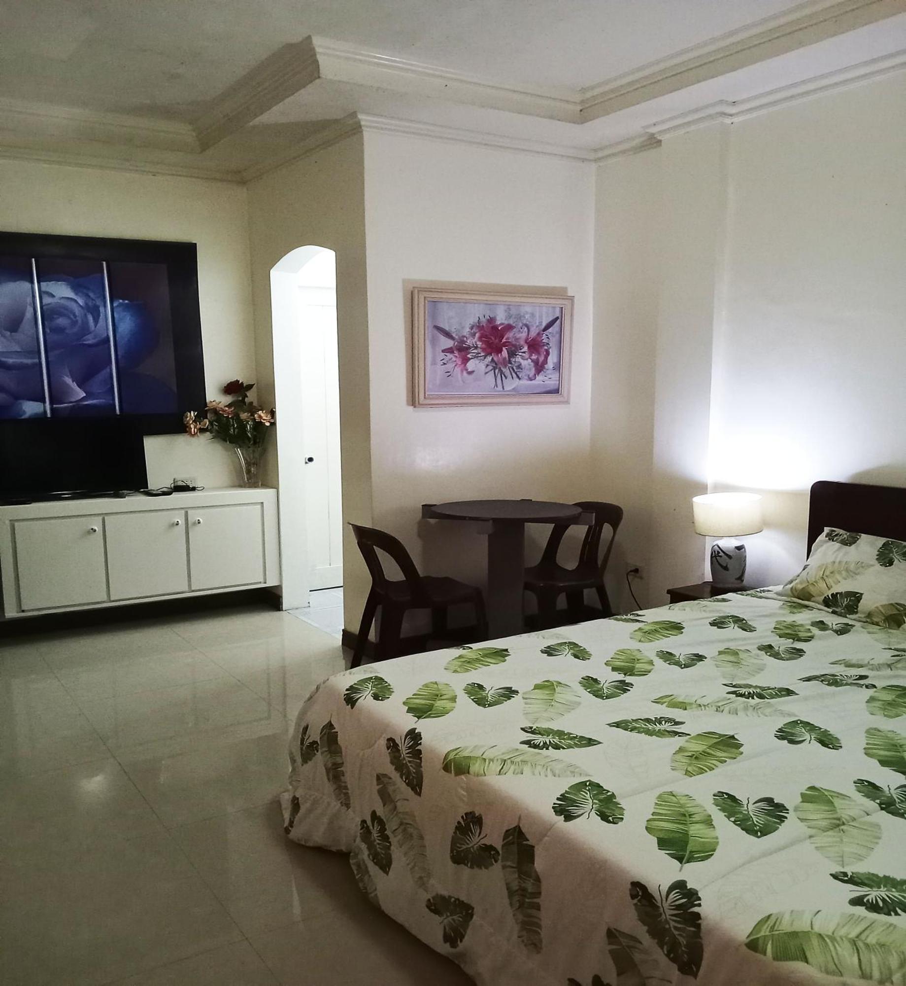 Leizel'S Bed & Breakfast Palompon ภายนอก รูปภาพ