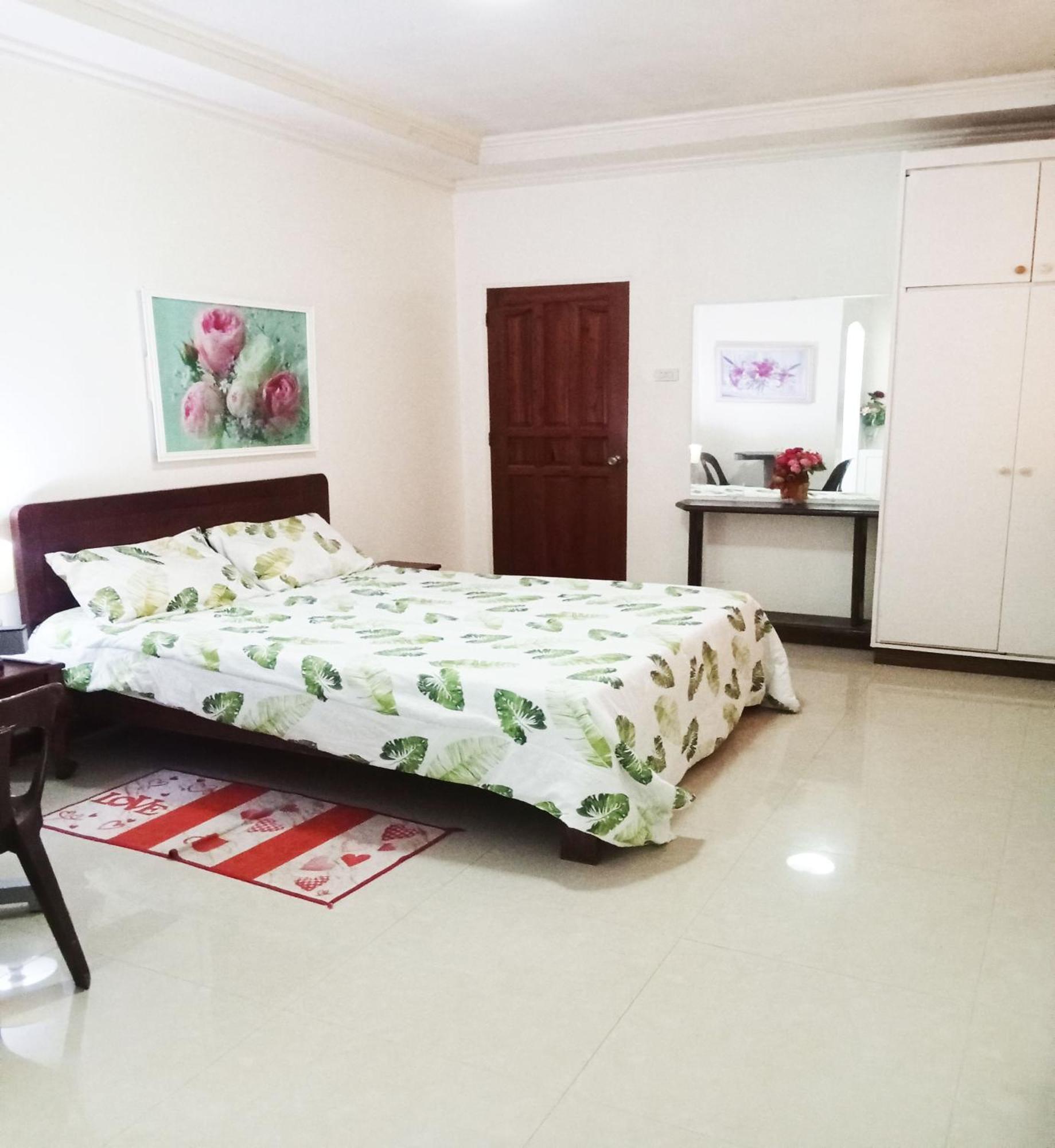 Leizel'S Bed & Breakfast Palompon ภายนอก รูปภาพ
